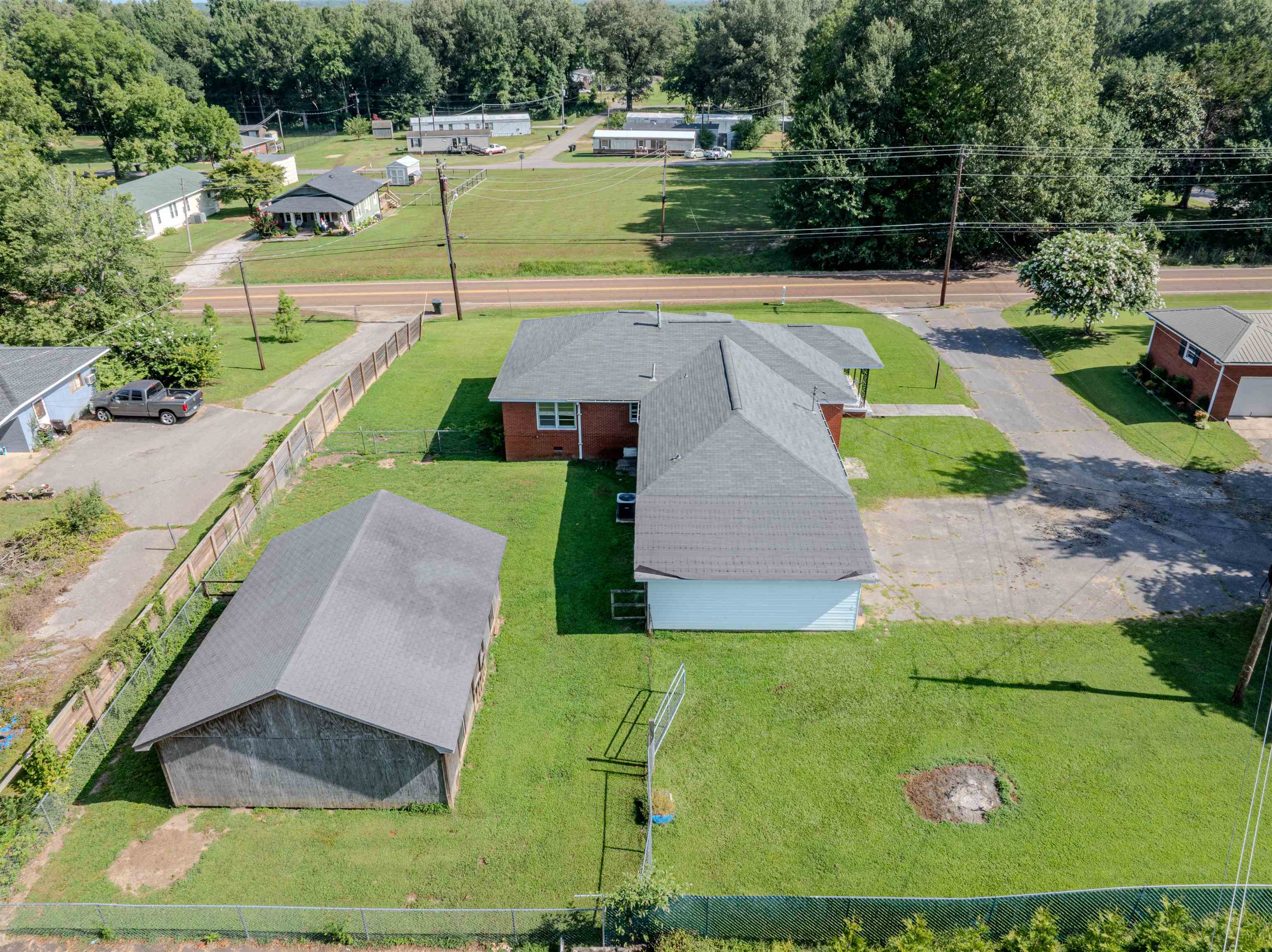 Moscow, Tennessee 38057, United States, 3 Bedrooms Bedrooms, ,2 BathroomsBathrooms,Residential,Active,177828