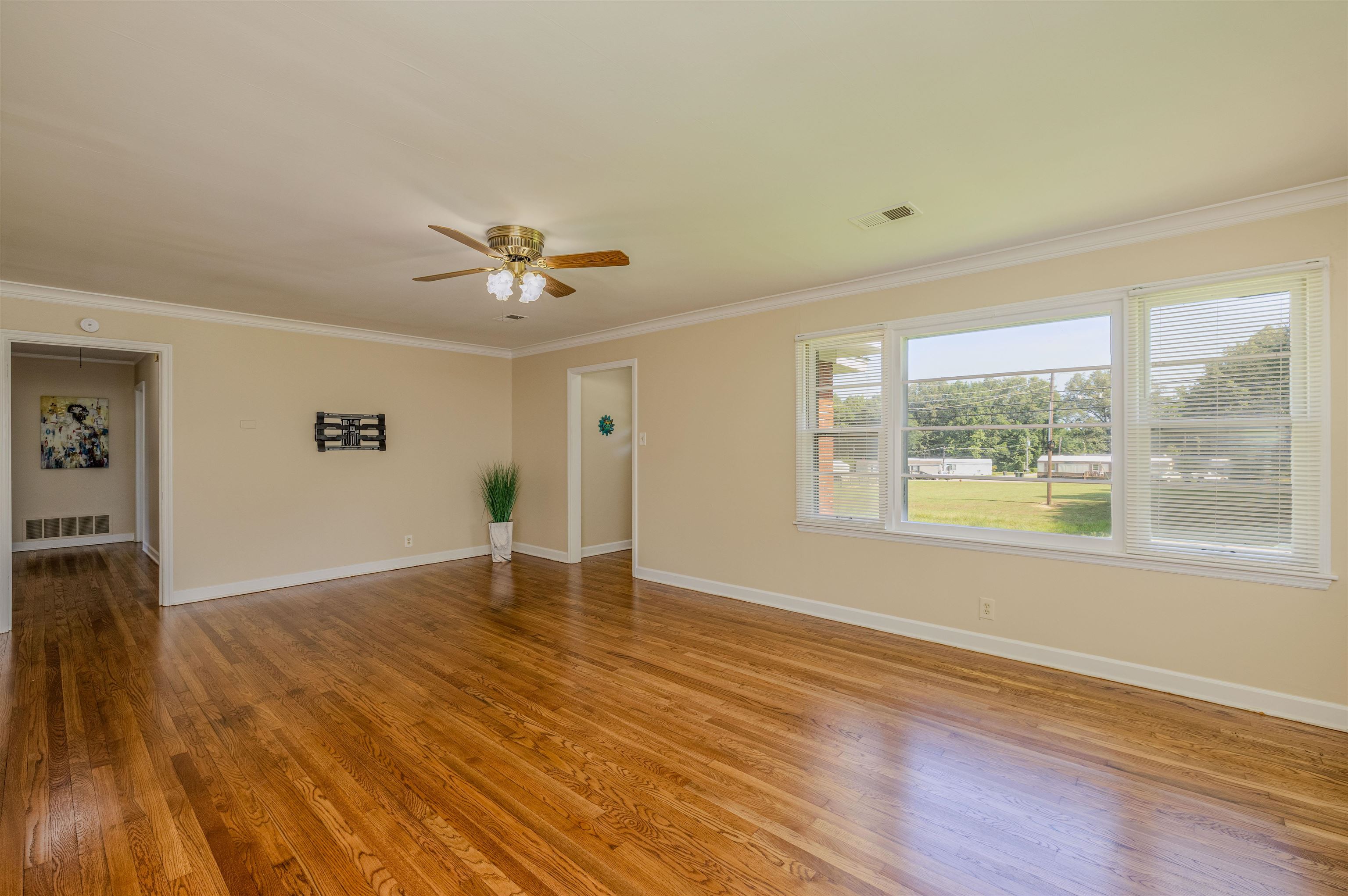 Moscow, Tennessee 38057, United States, 3 Bedrooms Bedrooms, ,2 BathroomsBathrooms,Residential,Active,177828