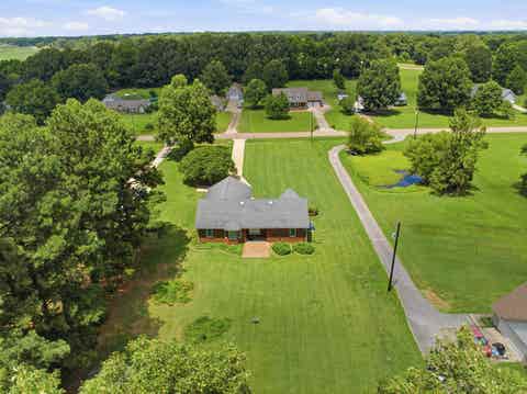 Photo of 171 BRIERHEDGE RD, Covington, TN 38019 (MLS # 10223778)