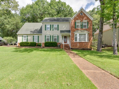 Photo of 139 S WALNUT BEND RD, Memphis, TN 38018 (MLS # 10225021)