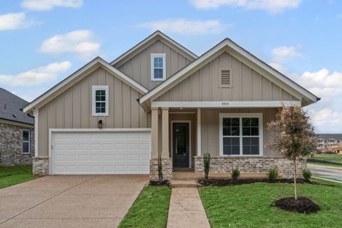 Photo of 325 KEMROCK DR W, Cordova, TN 38018 (MLS # 10215582)