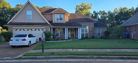 Photo of 9275 DURHAMSHIRE ST, Cordova, TN 38016 (MLS # 10208082)