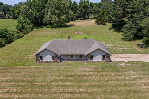 Photo of 8783 DEADFALL RD, Millington, TN 38053 (MLS # 10198922)