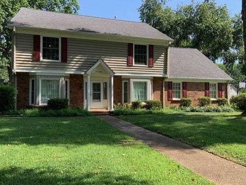 Photo of 8038 SPARKLING LAKE CV, Germantown, TN 38138 (MLS # 10228474)