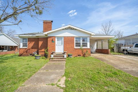 Photo of 175 FLORENCE RD, Savannah, TN 38372 (MLS # 10217447)