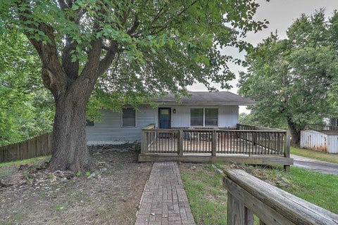 Photo of 1837 MOUNTAIN VIEW AVE, Other, TN 37664 (MLS # 10229302)
