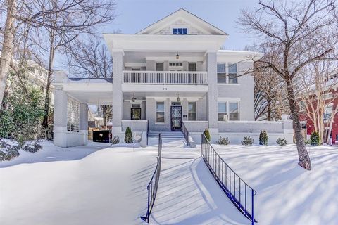 Photo of 216 N MCNEIL ST, Memphis, TN 38112 (MLS # 10213748)