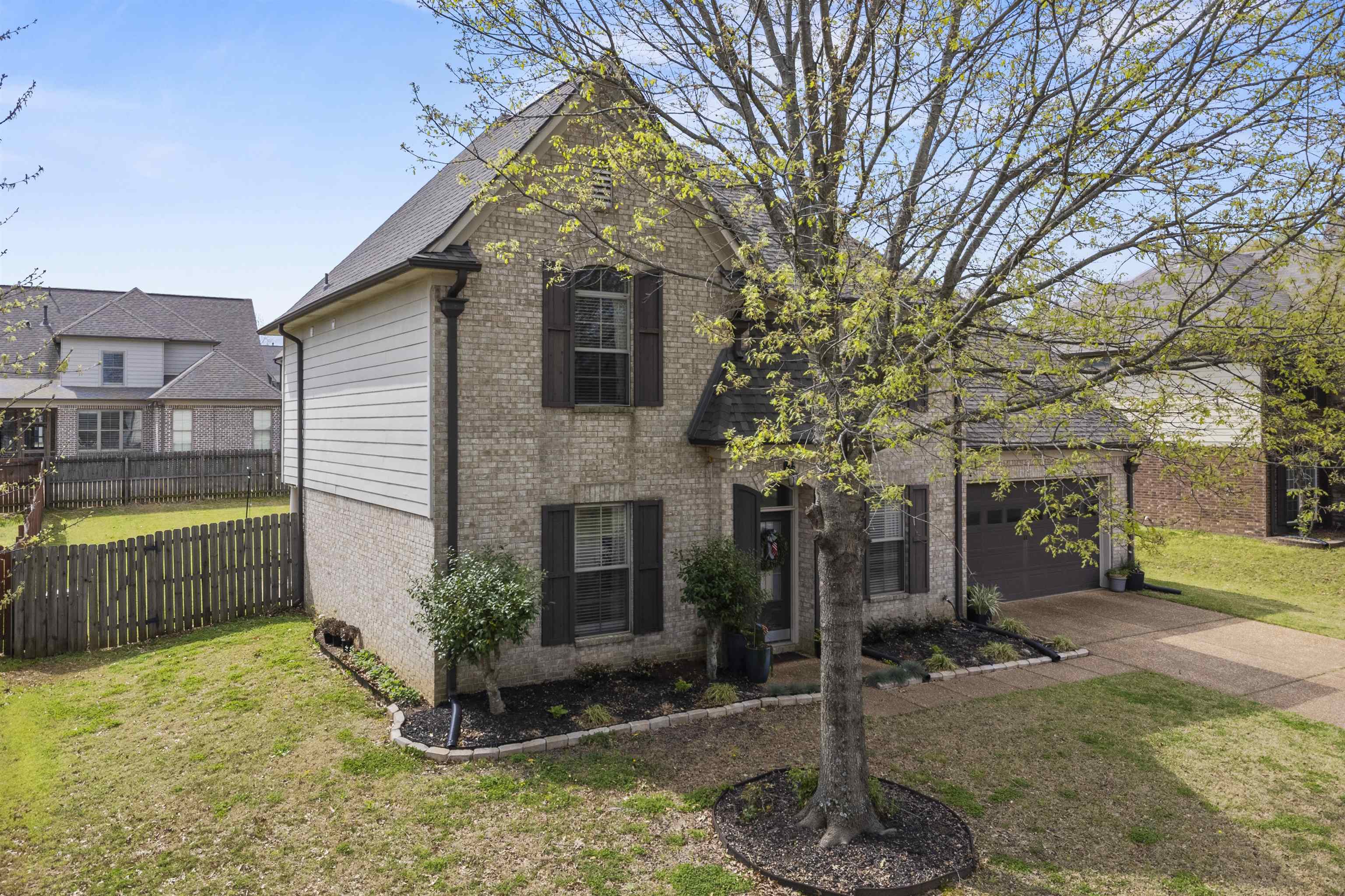 10213 CARLY DR