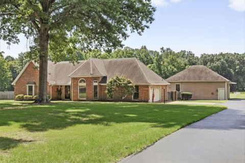 Photo of 8751 BAYLOR RD, Bartlett, TN 38002 (MLS # 10226826)