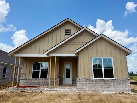 Photo of 10260 LOUANNE DR, Collierville, TN 38017 (MLS # 10225558)
