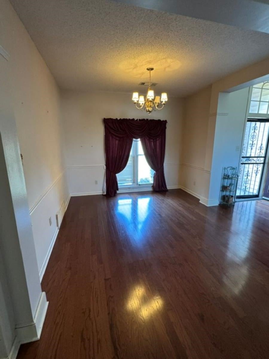 3376 SARA WOODS DR - Photo 4