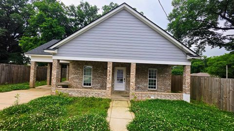 Photo of 1551 CANE RD, Memphis, TN 38106 (MLS # 10222798)