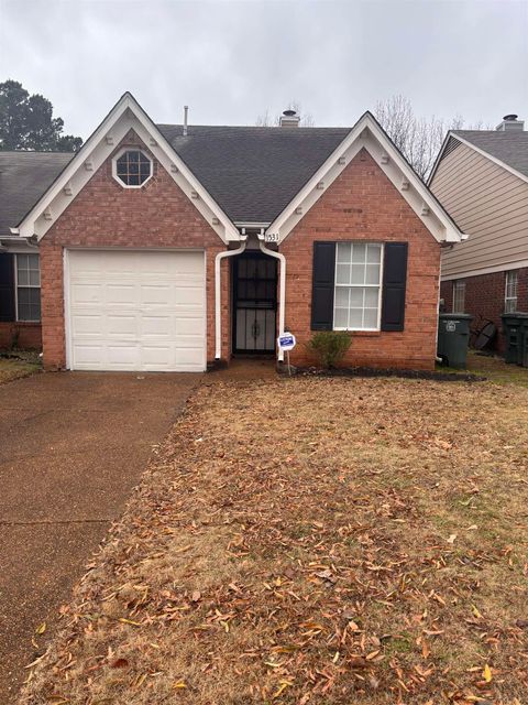Photo of 1531 BEAVER TRAIL DR, Memphis, TN 38016 (MLS # 10211854)