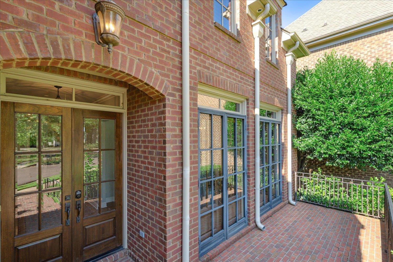 Collierville, Tennessee 38017, United States, 4 Bedrooms Bedrooms, ,3 BathroomsBathrooms,Residential,Pending,35937