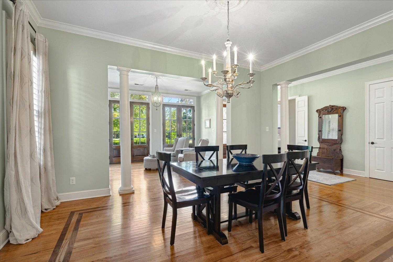 Collierville, Tennessee 38017, United States, 4 Bedrooms Bedrooms, ,3 BathroomsBathrooms,Residential,Pending,35937