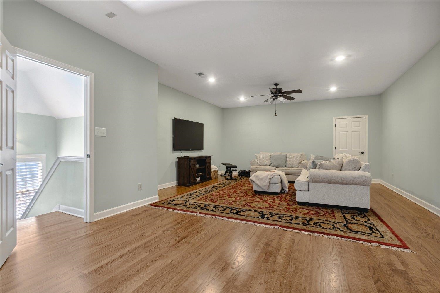 Collierville, Tennessee 38017, United States, 4 Bedrooms Bedrooms, ,3 BathroomsBathrooms,Residential,Pending,35937