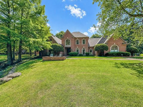 Photo of 3770 PLANTERS VIEW RD, Bartlett, TN 38133 (MLS # 10225096)