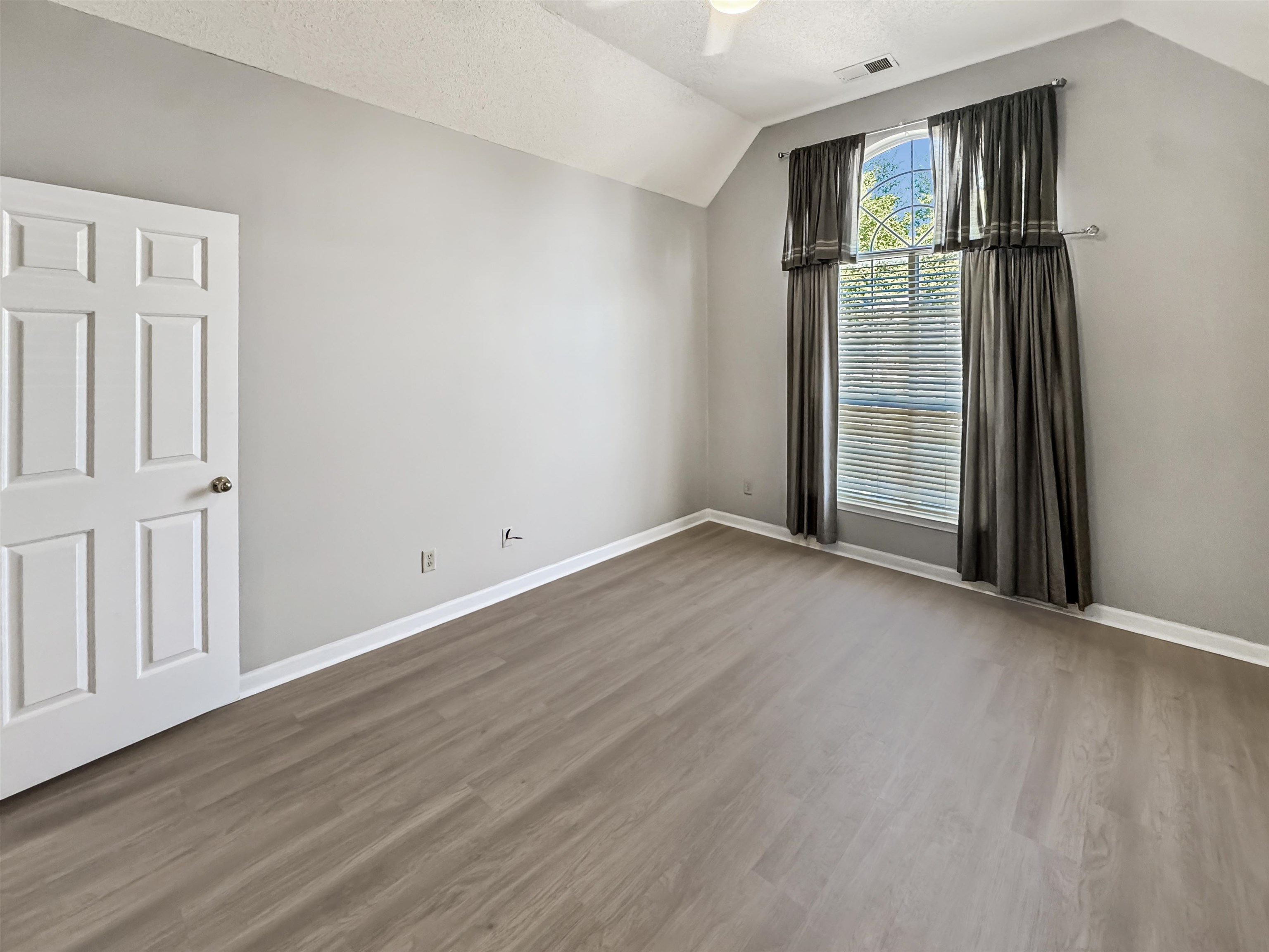 Memphis, Tennessee 38018, United States, 3 Bedrooms Bedrooms, ,2 BathroomsBathrooms,Residential,Active,237333