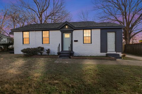 Photo of 1120 PARKLAND RD, Memphis, TN 38111 (MLS # 10213441)