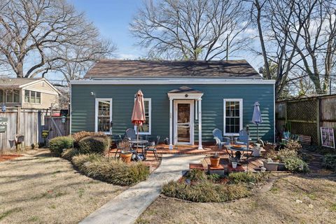 Photo of 300 N MCLEAN BLVD, Memphis, TN 38112 (MLS # 10215055)