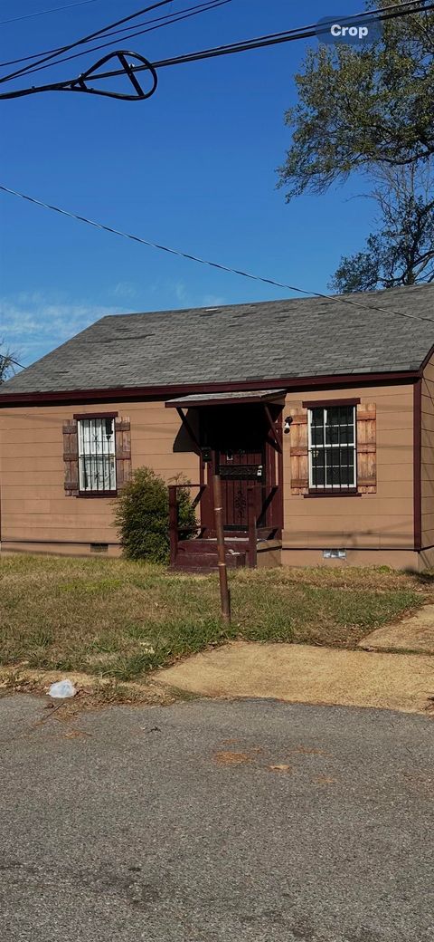 Photo of 2616 WHITMAN AVE N, Memphis, TN 38112 (MLS # 10211266)