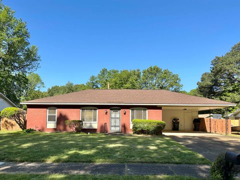 Photo of 2745 SATELLITE ST, Bartlett, TN 38134 (MLS # 10208158)