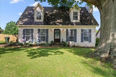 Photo of 3775 STONEHILL DR, Bartlett, TN 38135 (MLS # 10223005)