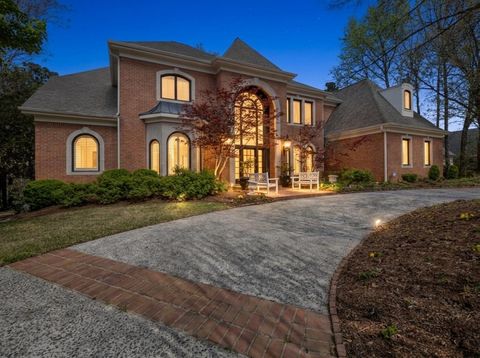 Photo of 3635 CLASSIC DR S, Memphis, TN 38125 (MLS # 10218348)