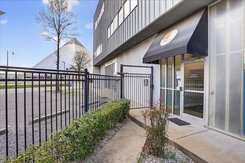 Photo of 440 N FRONT ST 202 #202, Memphis, TN 38105 (MLS # 10216345)
