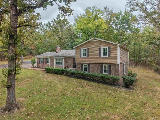 231 SIBLEY DR, SELMER, TN 38375 - Image 29330be50992a96dada96dcfae73f24e/3431174107