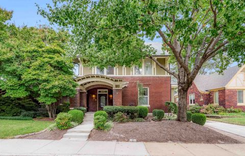 Photo of 1642 LINDEN AVE, Memphis, TN 38104 (MLS # 10208745)