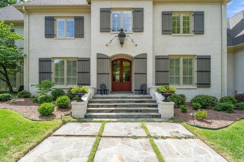 Photo of 2301 CAYLORS WOODS CV, Germantown, TN 38138 (MLS # 10221454)