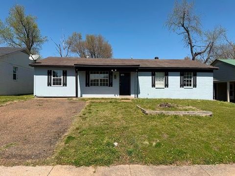 Photo of 6362 MARTINWOOD DR, Millington, TN 38053 (MLS # 10218278)