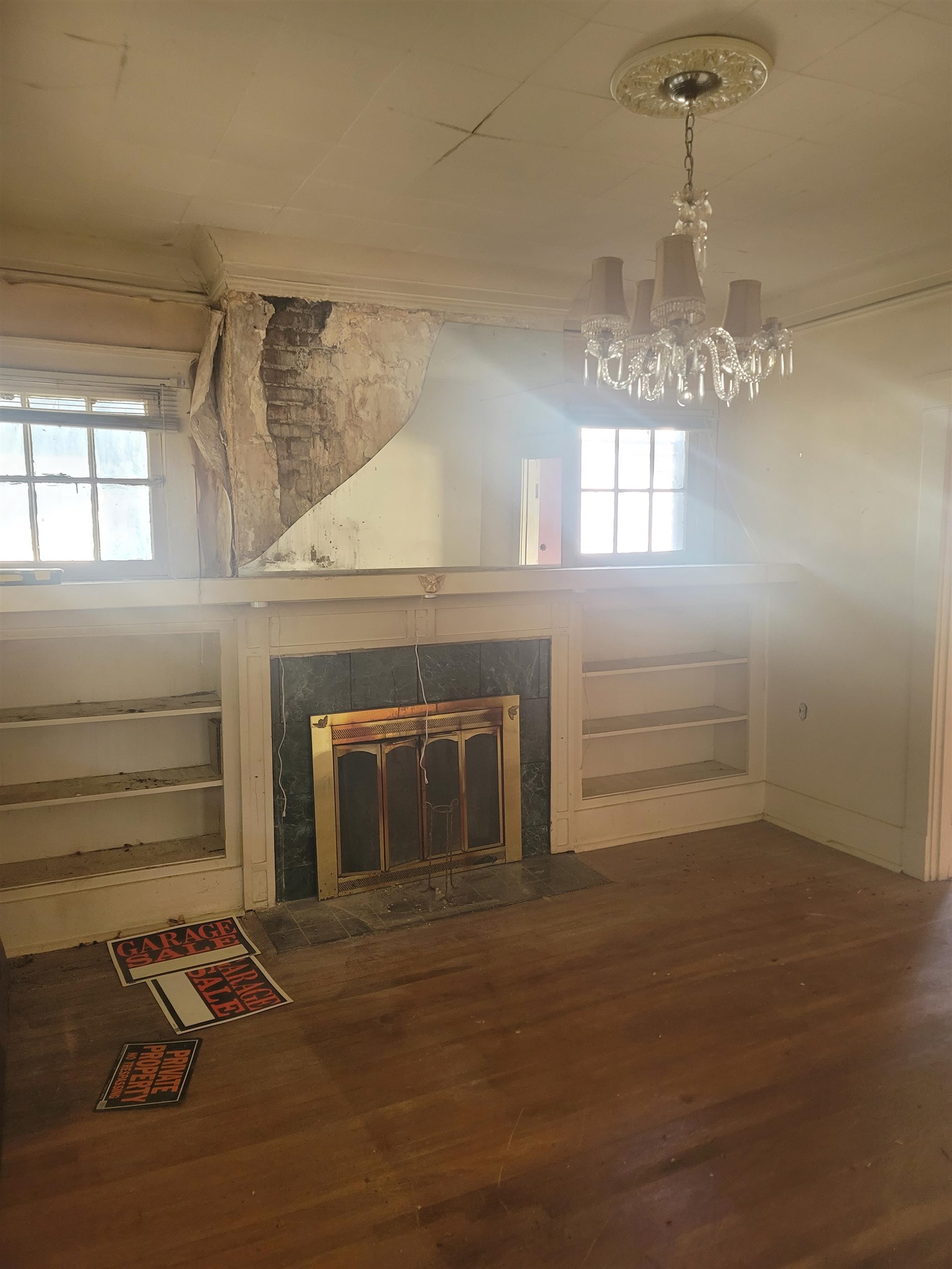 Memphis, Tennessee 38104, United States, 4 Bedrooms Bedrooms, ,2 BathroomsBathrooms,Residential,Pending,227330