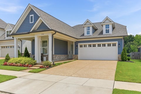 Photo of 5744 HOLLOW OAK DR E, Lakeland, TN 38002 (MLS # 10229202)