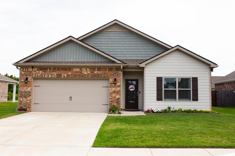 Photo of 4806 BARRETT OAKS DR, Millington, TN 38053 (MLS # 10224901)