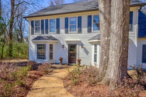 Photo of 7930 BURNTWOOD CV, Germantown, TN 38138 (MLS # 10208349)