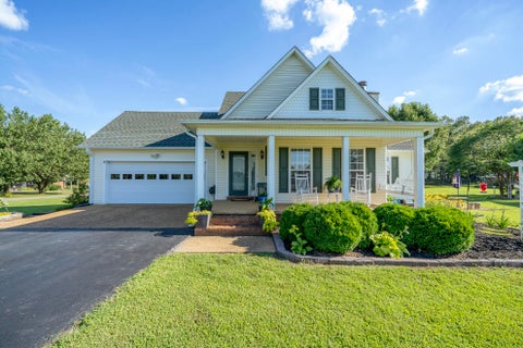 Photo of 15 JH WINBORN LN, Savannah, TN 38372 (MLS # 10224293)