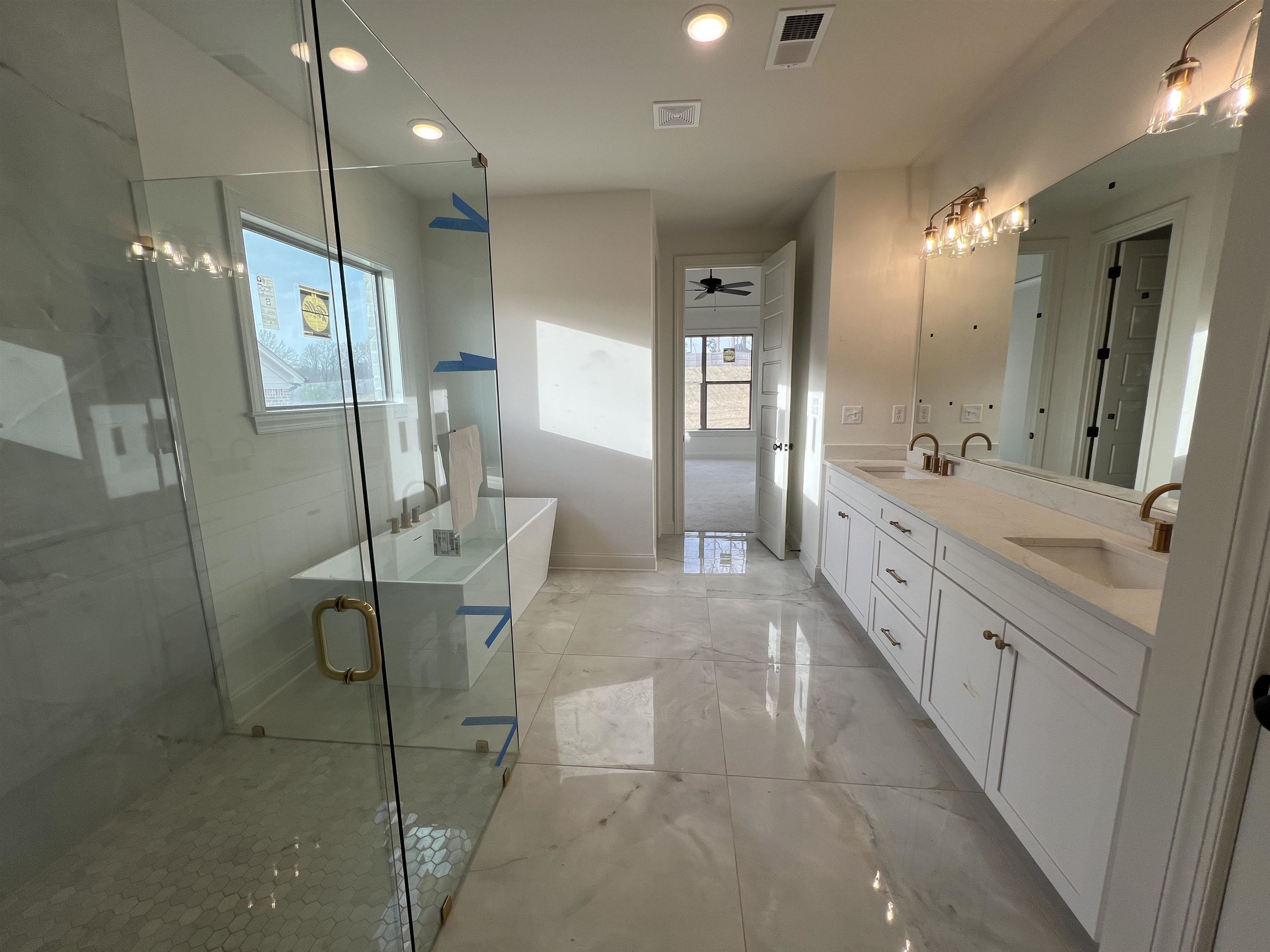 Lakeland, Tennessee 38002, United States, 4 Bedrooms Bedrooms, ,3 BathroomsBathrooms,Residential,Active,30820