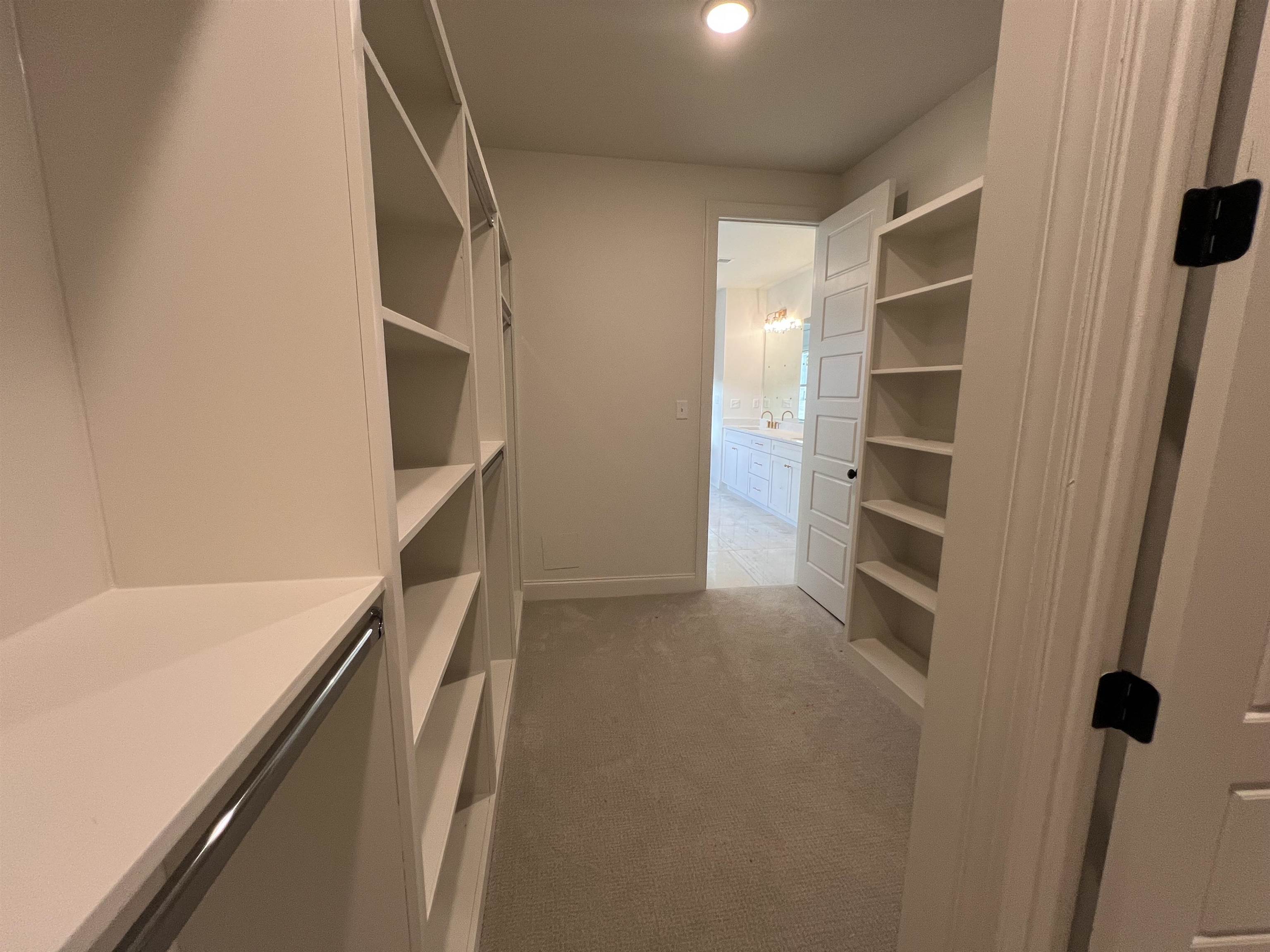 Lakeland, Tennessee 38002, United States, 4 Bedrooms Bedrooms, ,3 BathroomsBathrooms,Residential,Active,30820