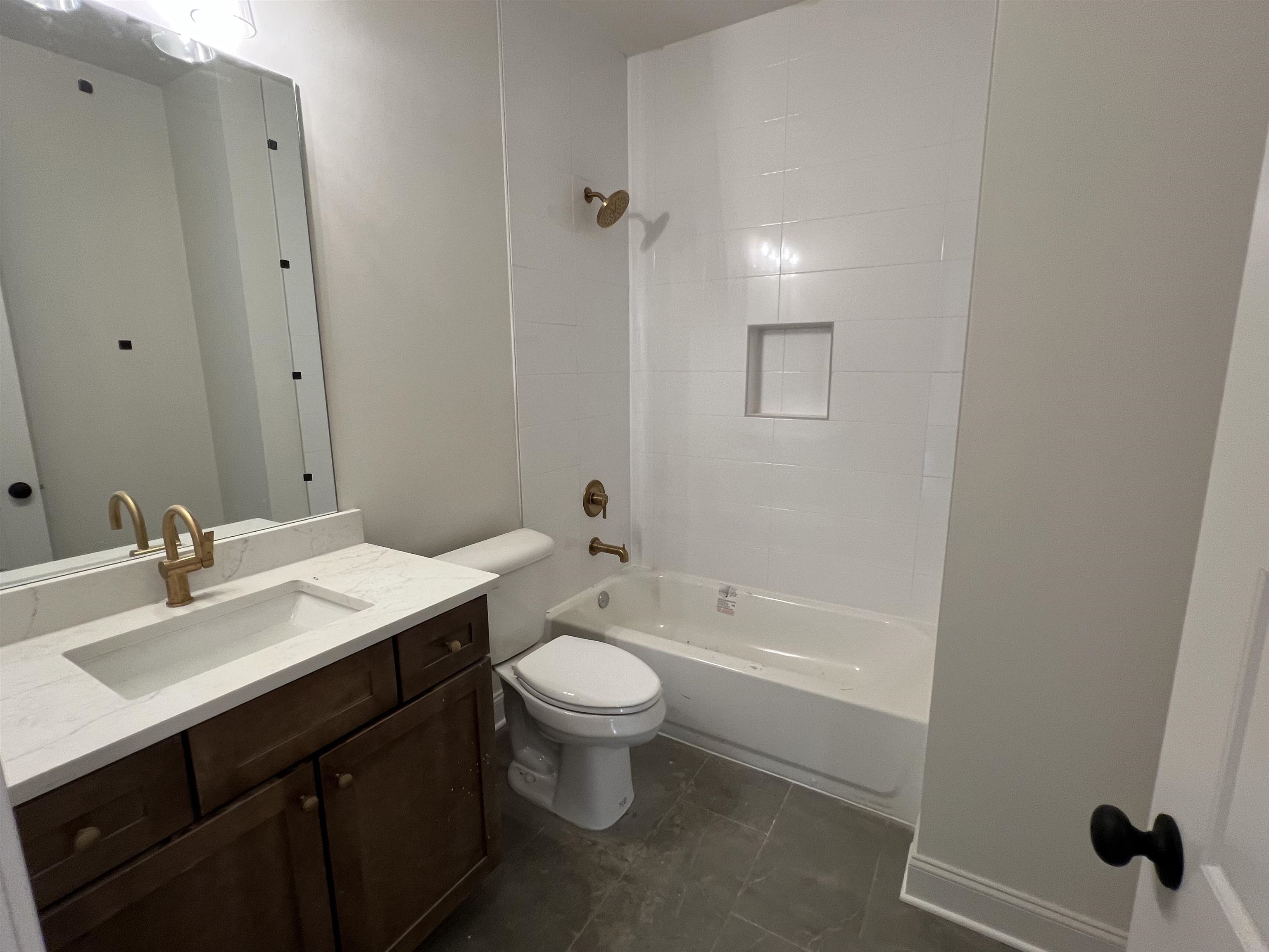 Lakeland, Tennessee 38002, United States, 4 Bedrooms Bedrooms, ,3 BathroomsBathrooms,Residential,Active,30820