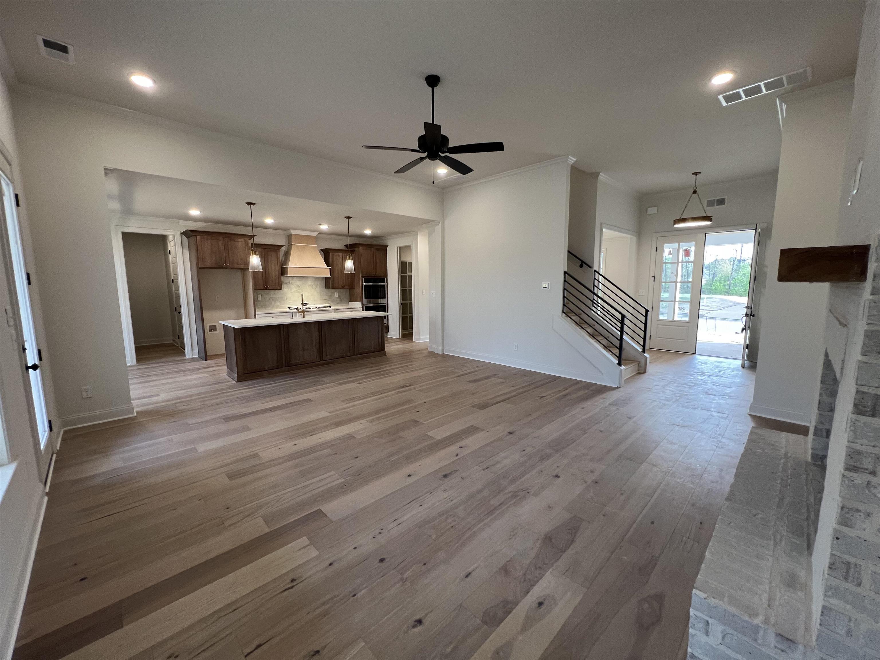 Lakeland, Tennessee 38002, United States, 4 Bedrooms Bedrooms, ,3 BathroomsBathrooms,Residential,Active,30820