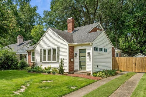 Photo of 11 N ASHLAWN RD, Memphis, TN 38112 (MLS # 10227194)