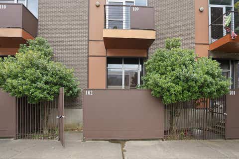 Photo of 437 MONROE AVE 102 #102, Memphis, TN 38103 (MLS # 10227352)