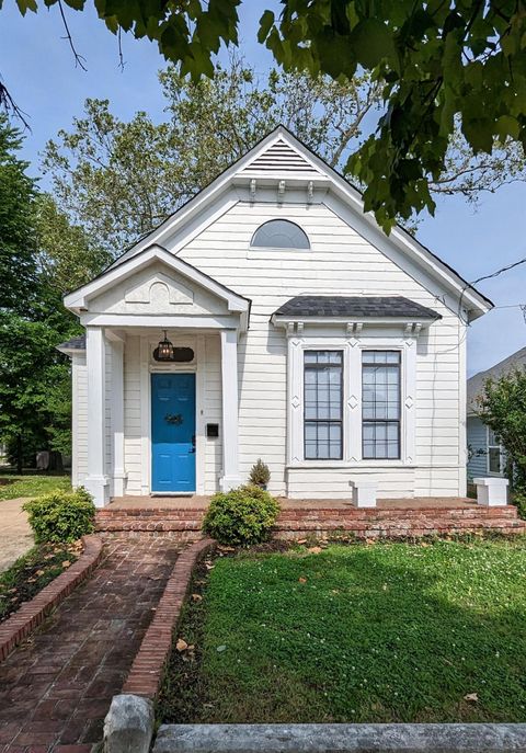 Photo of 485 N SIXTH ST, Memphis, TN 38105 (MLS # 10211729)