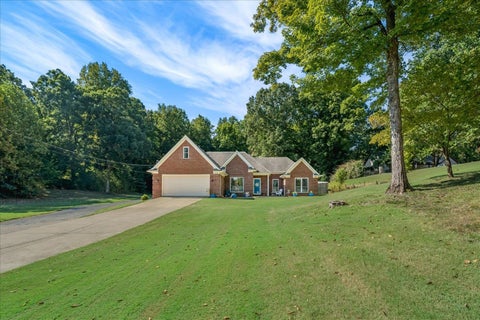 Photo of 825 J E BLAYDES PKY, Atoka, TN 38004 (MLS # 10230334)