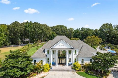 Photo of 9760 FOX HILL CIR N, Germantown, TN 38139 (MLS # 10205387)
