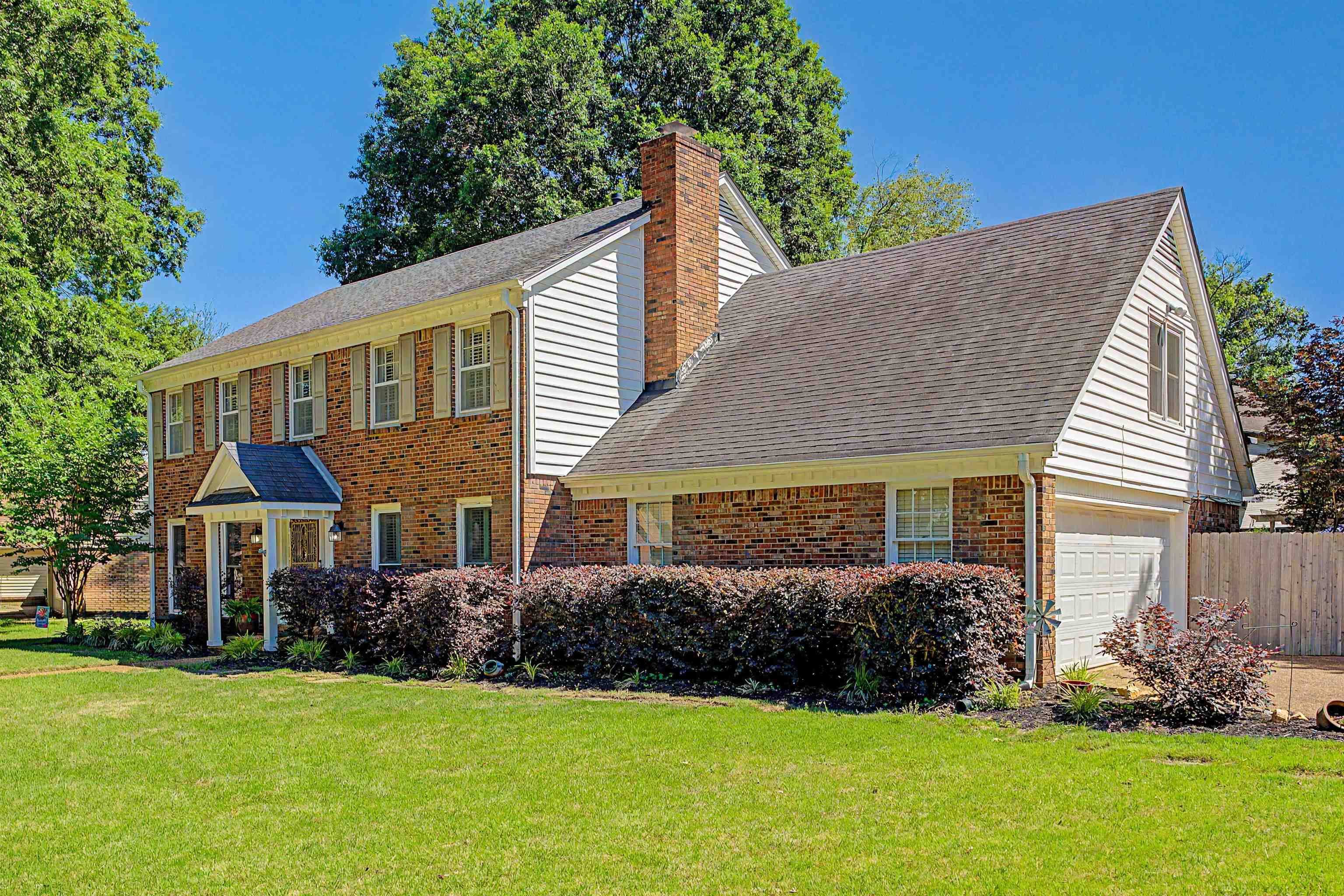 7703 RIVER BEND DR