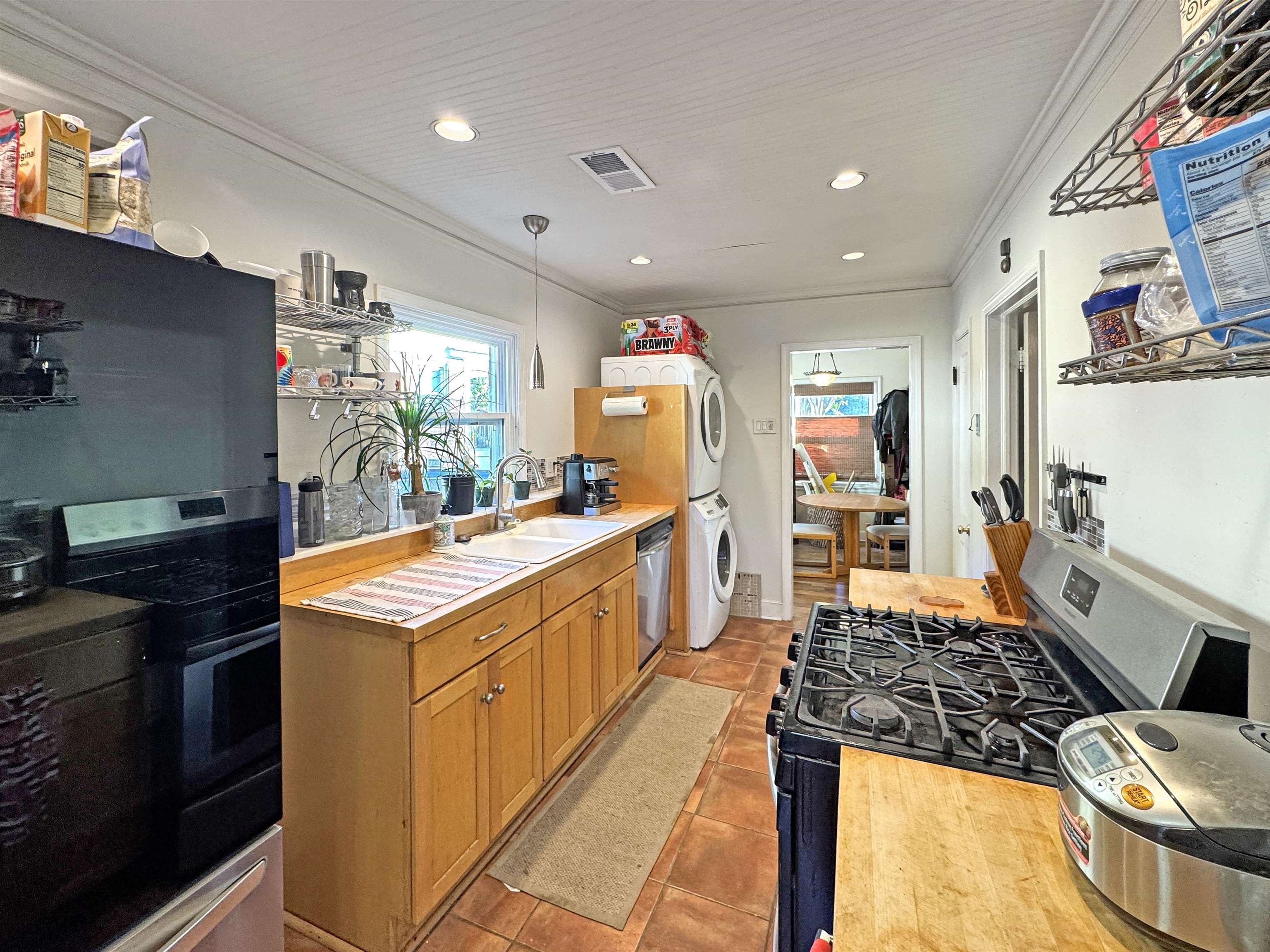 Memphis, Tennessee 38111, United States, 3 Bedrooms Bedrooms, ,1 BathroomBathrooms,Residential,Active,241894