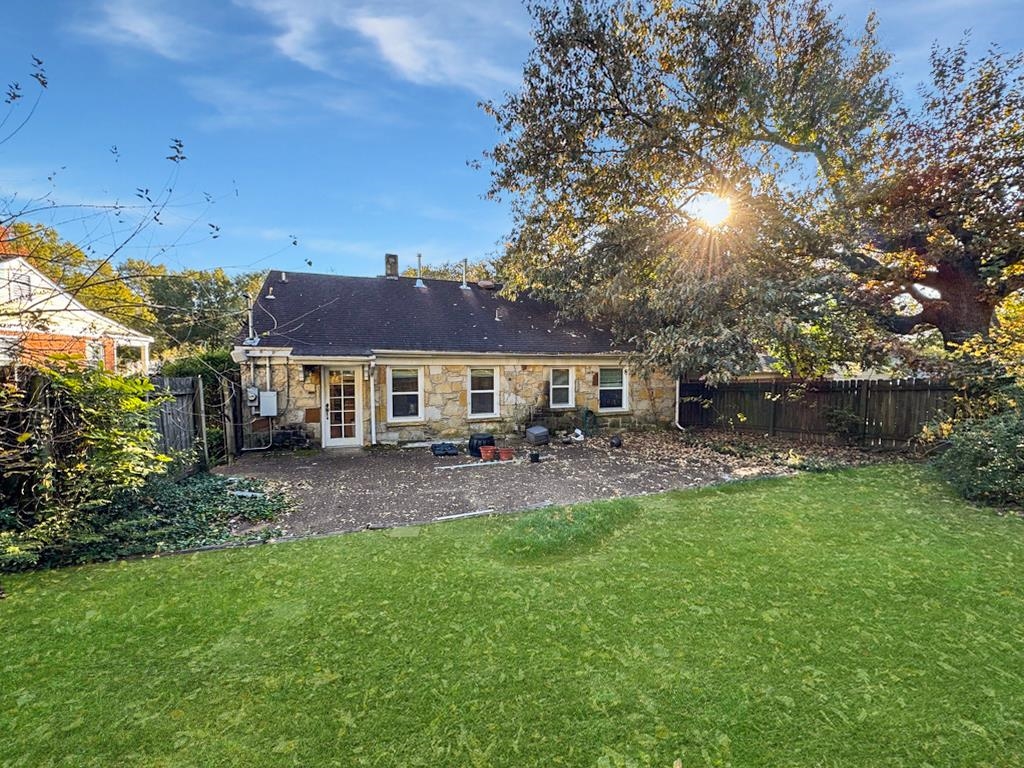 Memphis, Tennessee 38111, United States, 3 Bedrooms Bedrooms, ,1 BathroomBathrooms,Residential,Active,241894